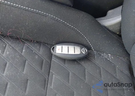 2021 Nissan Kicks Sv Xtronic Cvt z USA, uszkodzony, nr VIN 3N1CP5CV2ML547800